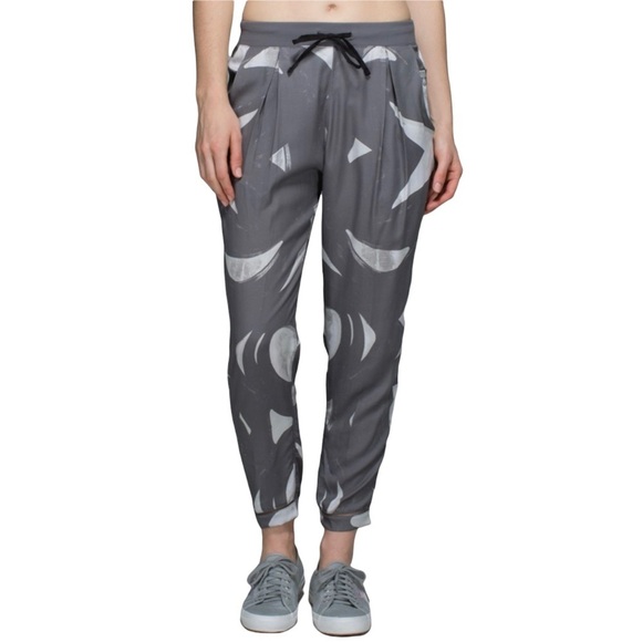 LULULEMON City Tencel Joggers 26” in Back Spin Stroke White Slate / Slate - Picture 2 of 16